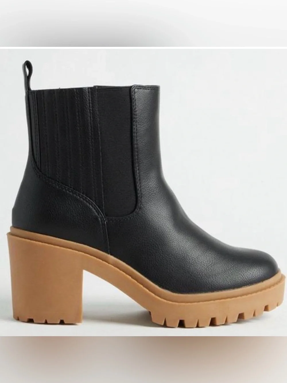 Torrid Finger Gore Wide Width Bootie in Black | Size 7.5 W